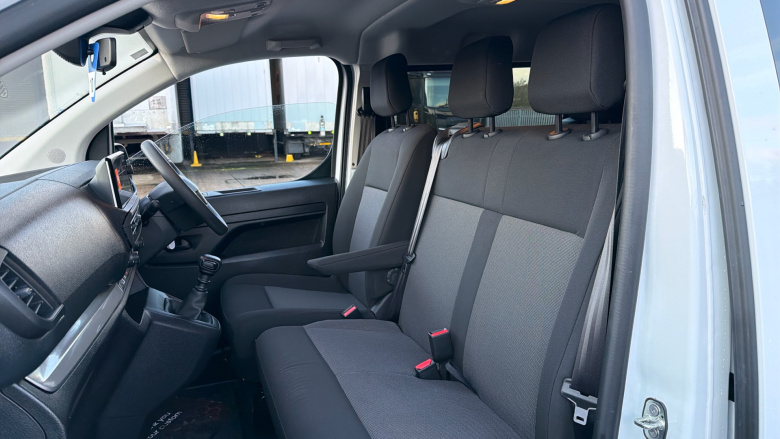 Citroen Dispatch Xl Diesel 2.0 BlueHDi 145ps Crew Van Enterprise